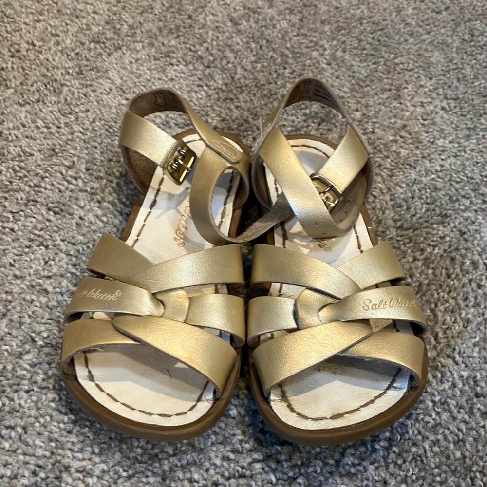 Girls Saltwater Sandals  size 13